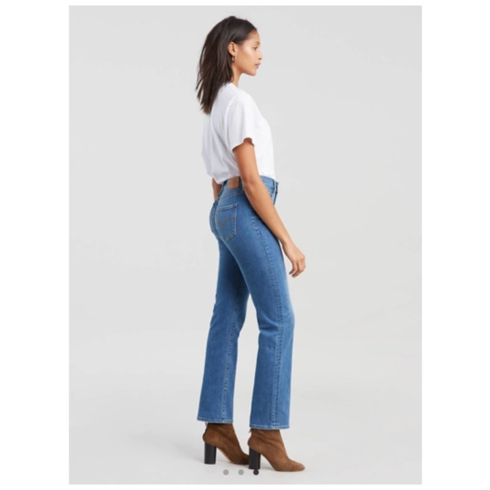 Levi's 314 Shaping Straight Jeans